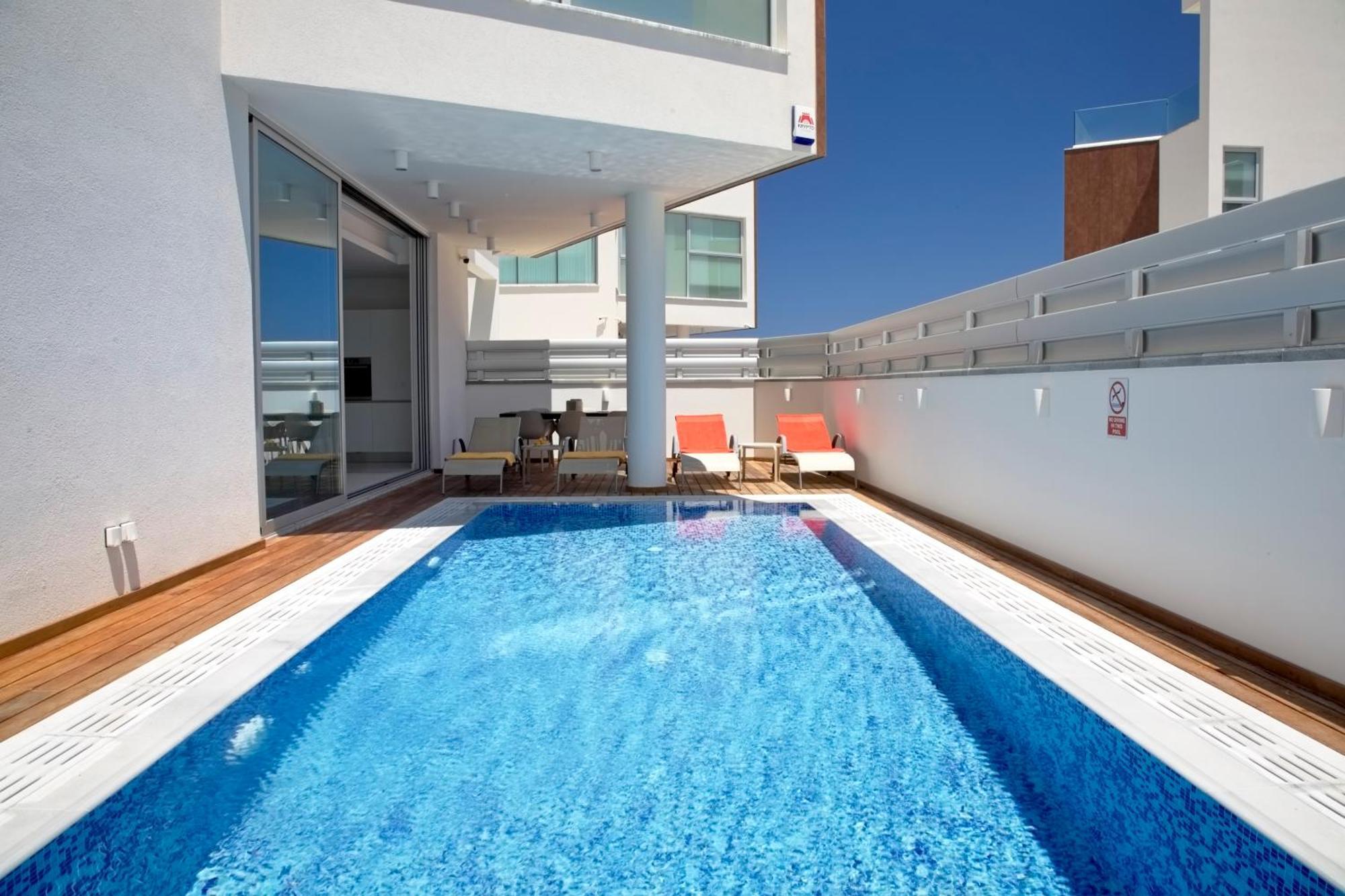 Seaview Luxury Villa Jacuzzi & Pool! 2 Min Beach Protaras Exteriér fotografie